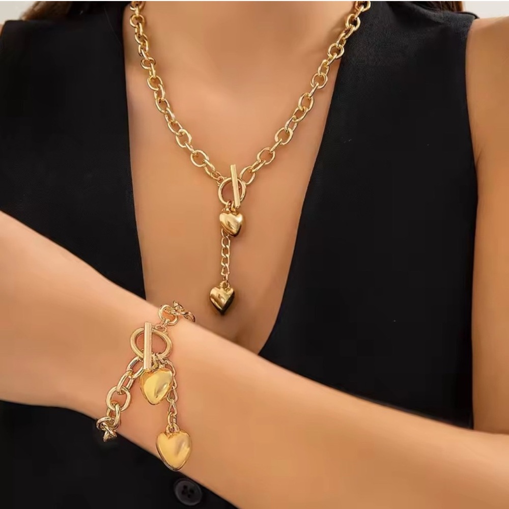 18k Gold Plated Heart Charm Necklace and Bracelet Set new